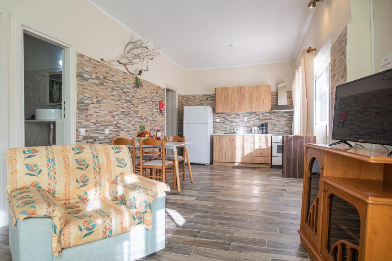 Stelios Stone House Sinarades Villa Kouramádes Dış mekan fotoğraf