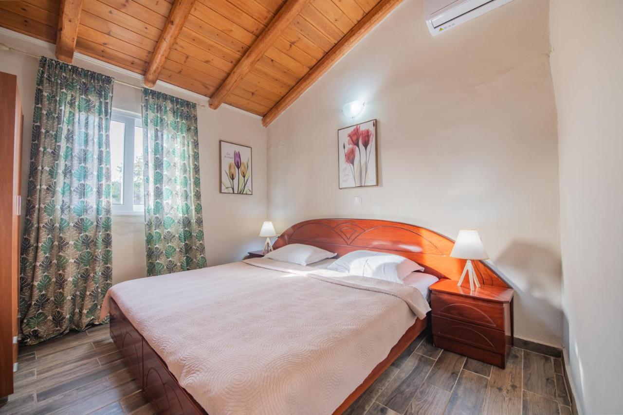 Stelios Stone House Sinarades Villa Kouramádes Dış mekan fotoğraf